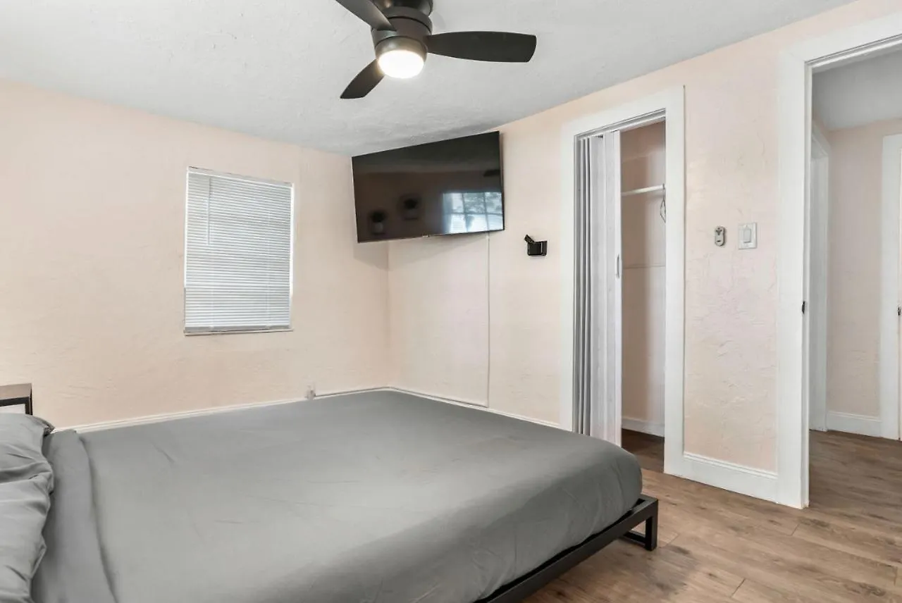 Westshore Stadium House Tampa 0*,  USA